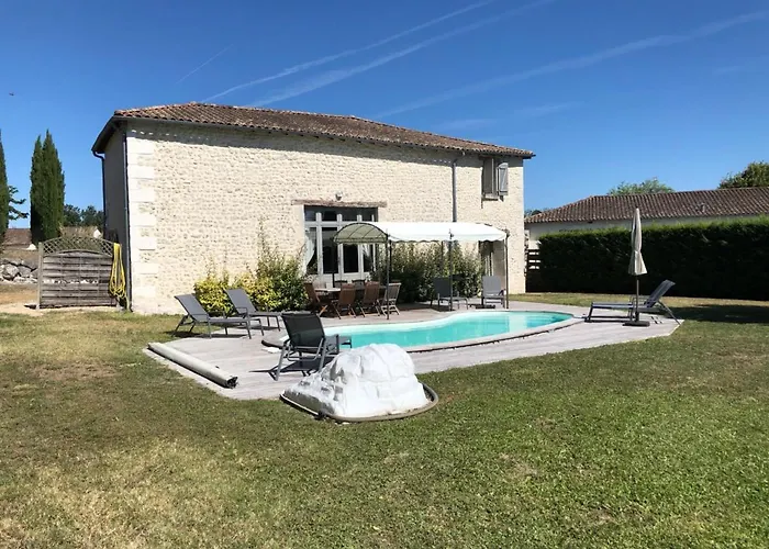 Domaine Du Grand Tourtre Villa