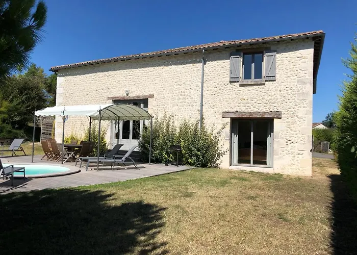 Domaine Du Grand Tourtre Villa Chalais (Charente)