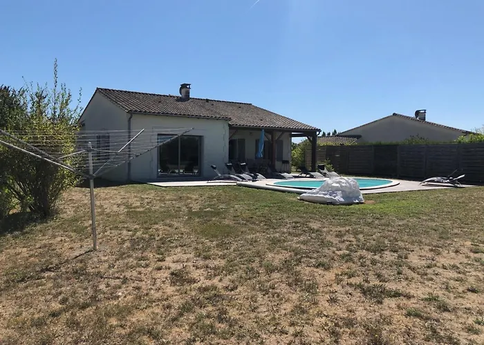 Domaine Du Grand Tourtre Villa Chalais (Charente)